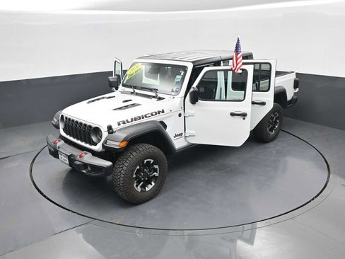 Used 2026 Jeep Gladiator Rubicon AWD/4WD image 45