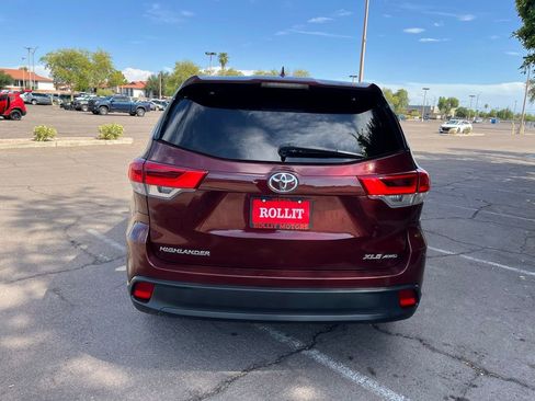 Used 2017 Toyota Highlander XLE image 7