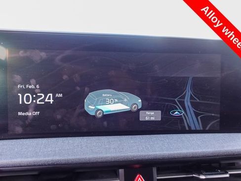 Used 2022 Kia EV6 Light image 17