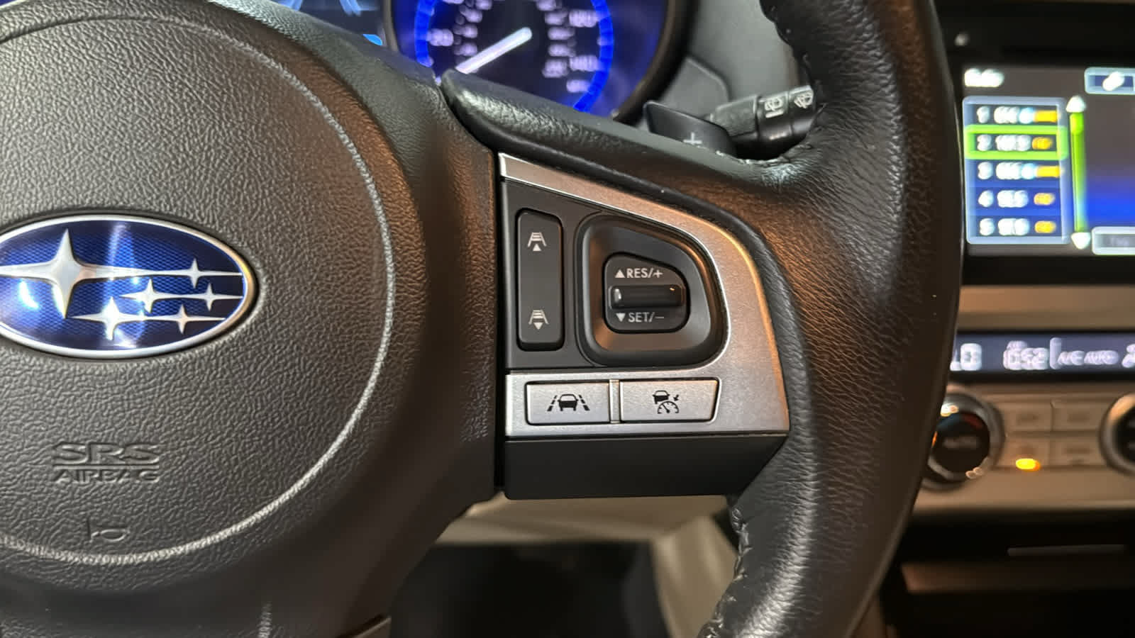 Used 2017 Subaru Outback 2.5i Limited AWD/4WD image 13