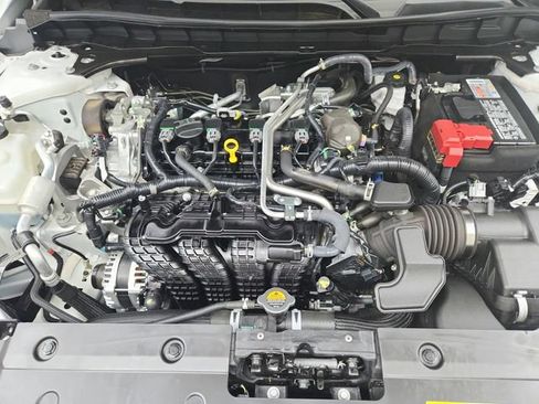 Used 2024 Nissan Altima 2.5 SL FWD image 18