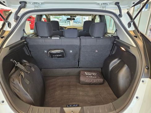 Certified 2023 Nissan Leaf S image 31