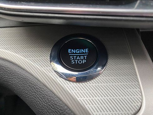 Certified 2022 Ford Explorer XLT w/ Equipment Group 202A image 46