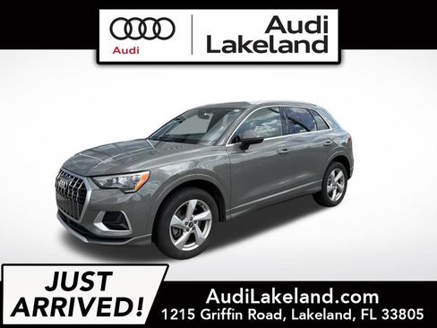 Used 2021 Audi Q3 2.0T Premium w/ Convenience Package AWD/4WD image 1