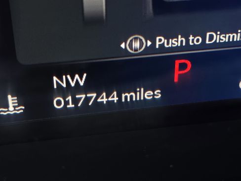 Used 2024 Acura RDX SH-AWD image 27