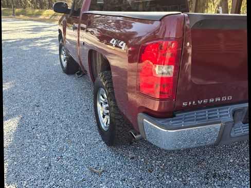 Used 2013 Chevrolet Silverado 1500 W/T w/ LS Package image 7