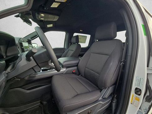 New 2026 Ford F150 XLT w/ XLT Black Appearance Package RWD image 4