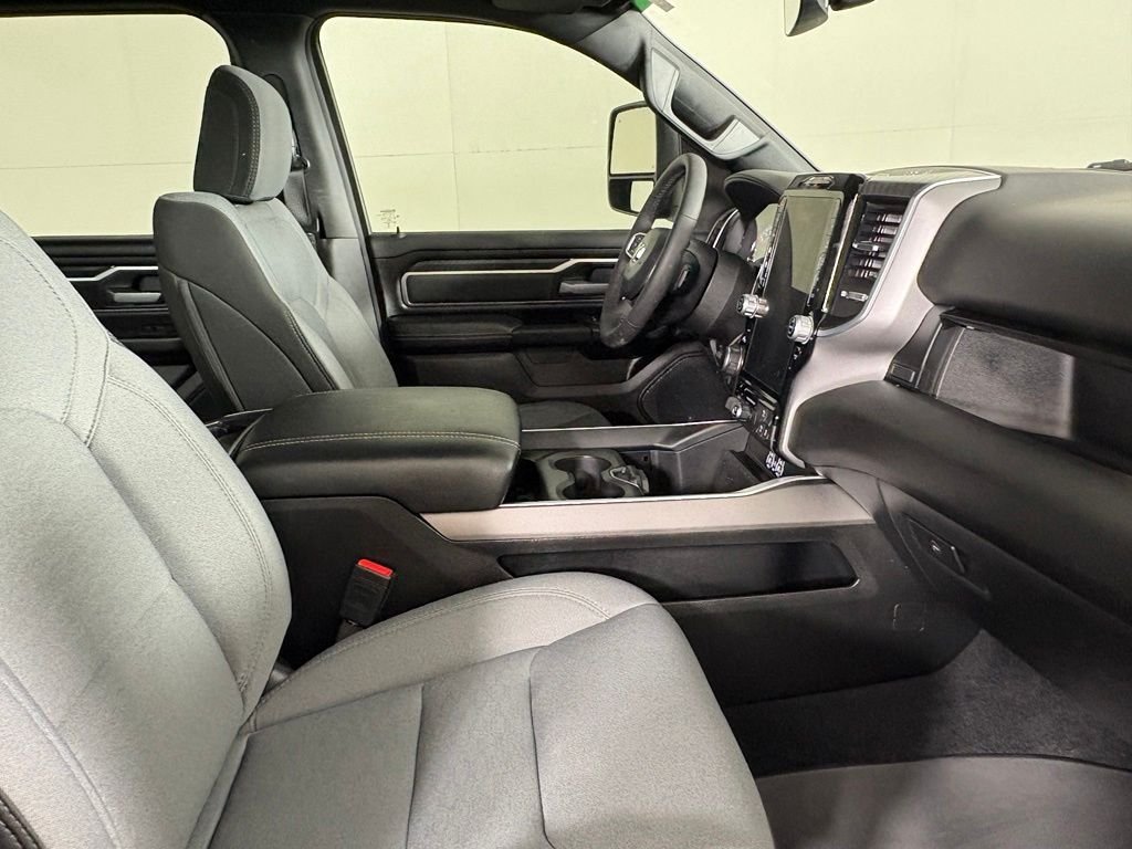 Used 2025 RAM 1500 Big Horn AWD/4WD image 14
