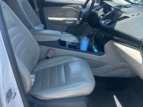 Used 2017 Ford Escape Titanium w/ Equipment Group 301A AWD/4WD image 10