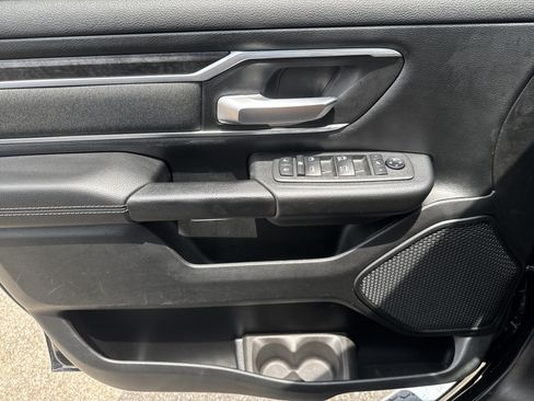 Used 2021 RAM 1500 Big Horn RWD image 9