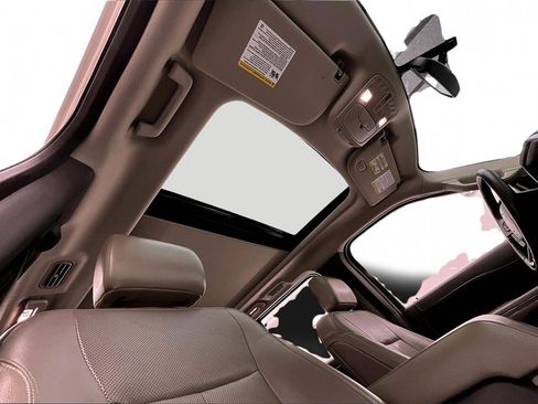 Used 2018 Ford Expedition Max XLT w/ Equipment Group 202A image 22