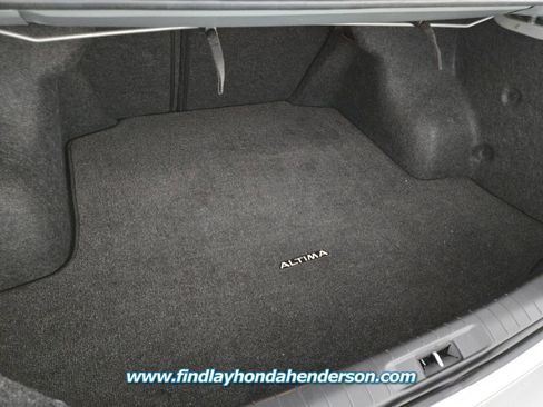 Used 2014 Nissan Altima 2.5 SV w/ Convenience Package image 20