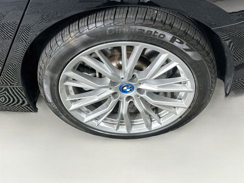 Used 2024 BMW 330e RWD image 11