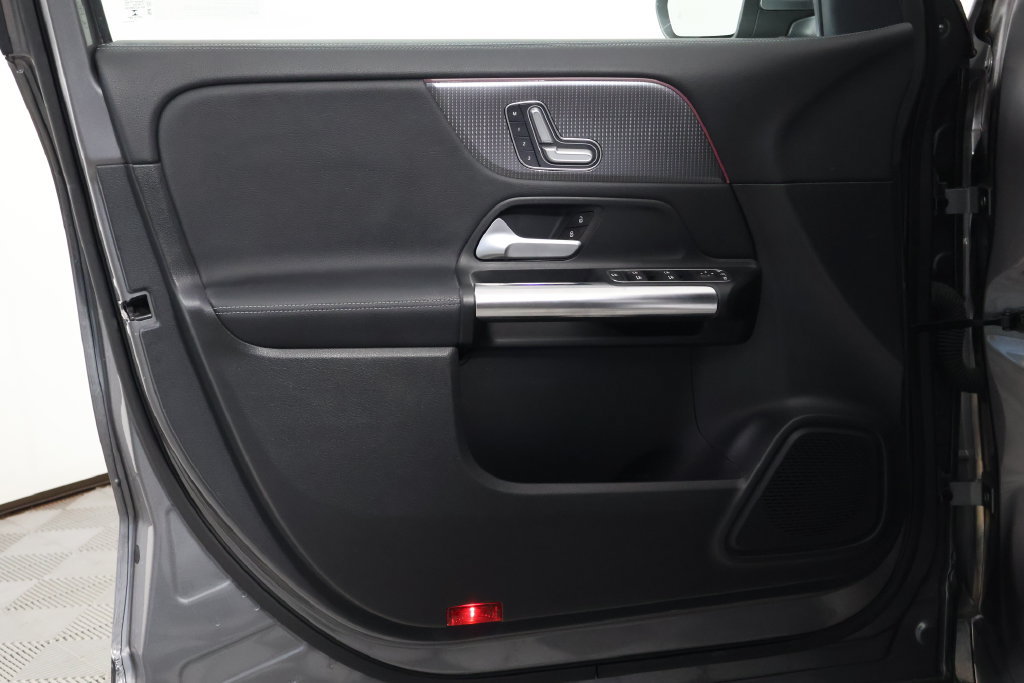 Certified 2022 Mercedes-Benz GLA 250 4MATIC image 12