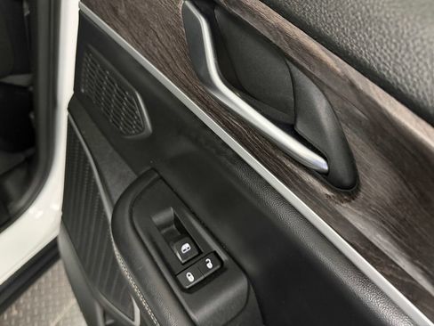Used 2023 Jeep Grand Cherokee 4WD 4xe image 43