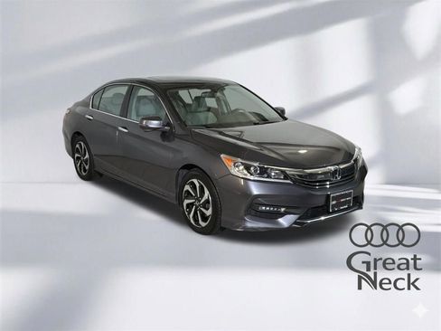 Used 2017 Honda Accord EX-L image 11