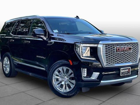 Used 2024 GMC Yukon Denali w/ Advanced Technology Package AWD/4WD image 2