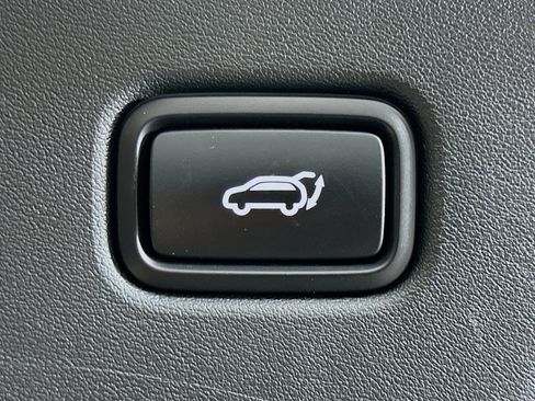 Used 2024 Kia EV6 Wind w/ Wind Technology Package AWD/4WD image 29