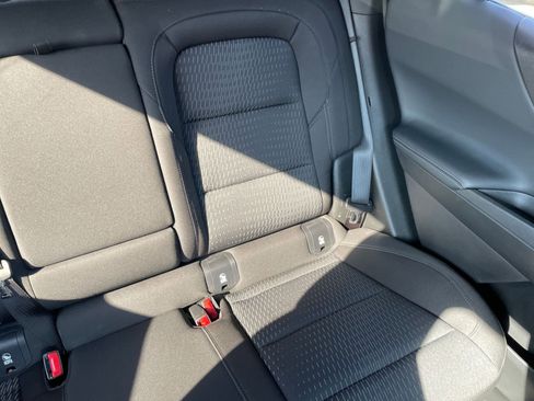 Used 2025 Chevrolet Equinox LT image 37