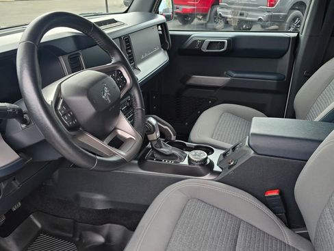 Certified 2022 Ford Bronco Outer Banks w/ Sasquatch Package AWD/4WD image 10