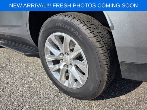 Used 2025 Chevrolet Tahoe Premier AWD/4WD image 6