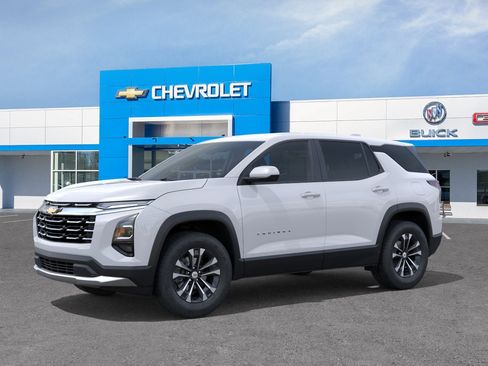 New 2027 Chevrolet Equinox LT AWD/4WD image 2