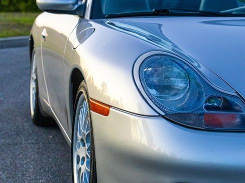 Used 2000 Porsche 911 Carrera RWD image 40