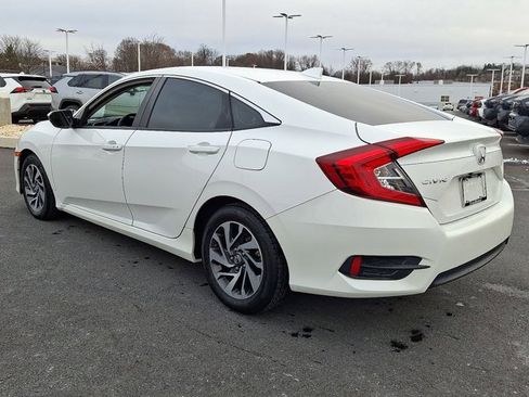 Used 2017 Honda Civic EX image 4