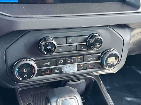 Used 2025 Ford Bronco Big Bend AWD/4WD image 15