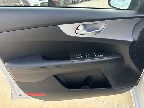 Used 2022 Kia Forte Sedan image 24