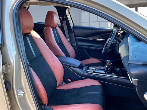 Used 2024 MAZDA CX-30 Carbon image 28