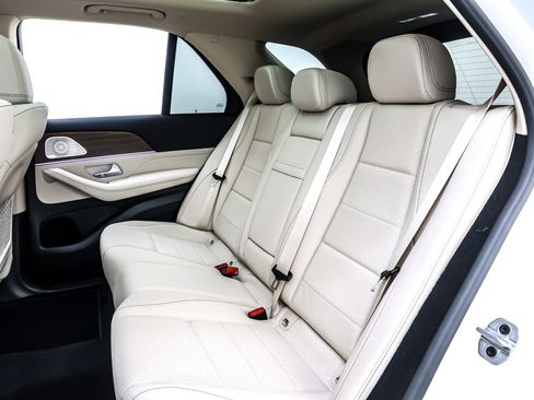 New 2026 Mercedes-Benz GLE 350 4MATIC image 8