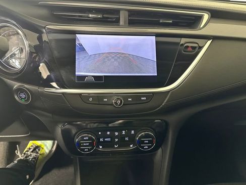 Used 2020 Buick Encore GX Select w/ Experience Buick Package image 22