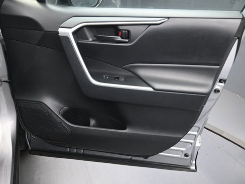 Used 2019 Toyota RAV4 LE w/ All Weather Liner Package image 27