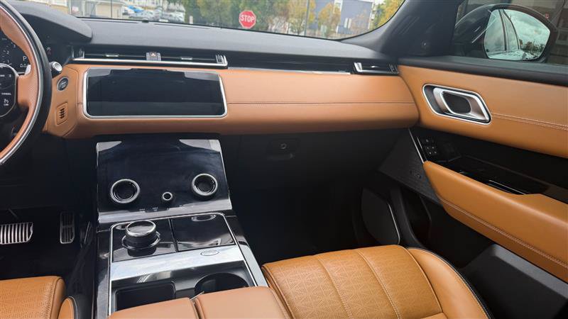 Used 2019 Land Rover Range Rover Velar R-Dynamic HSE AWD/4WD image 27