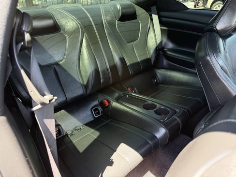 Used 2017 INFINITI Q60 3.0t w/ Premium Plus Package 3.0T RWD image 12