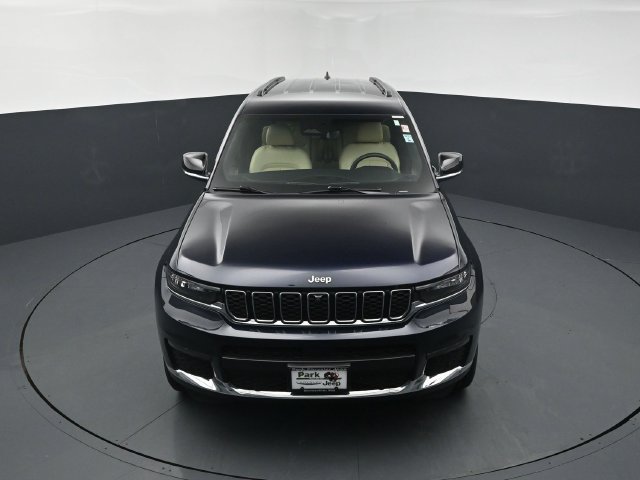 Used 2023 Jeep Grand Cherokee L Limited w/ Luxury Tech Group II AWD/4WD image 13
