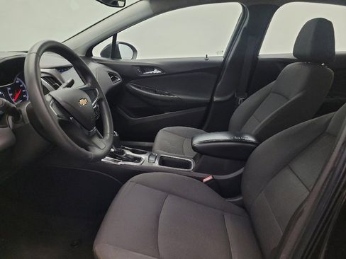 Used 2019 Chevrolet Cruze LS image 17