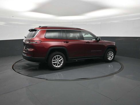 Used 2022 Jeep Grand Cherokee L Laredo w/ Luxury Tech Group I AWD/4WD image 35