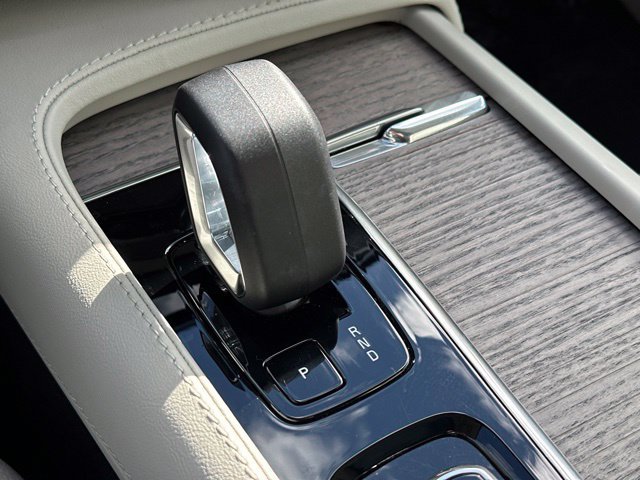 Certified 2023 Volvo XC90 B6 Core w/ Climate Package AWD/4WD image 21