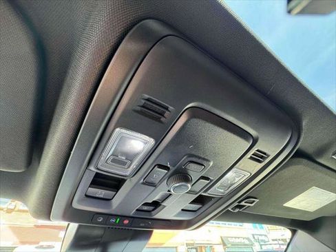 Certified 2025 GMC Yukon XL Denali image 26