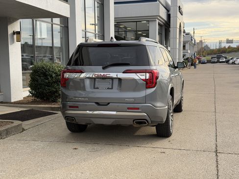 Used 2021 GMC Acadia Denali w/ Denali Technology Package image 5