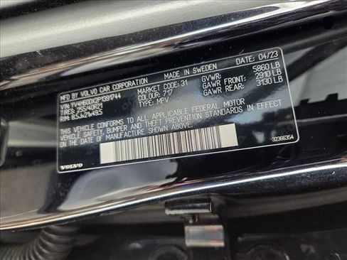 Used 2023 Volvo XC60 T8 Ultimate image 25