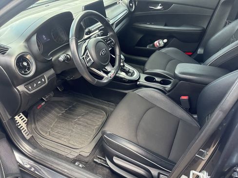 Used 2020 Kia Forte GT-Line image 11