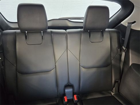 Used 2023 MAZDA CX-9 Touring image 18