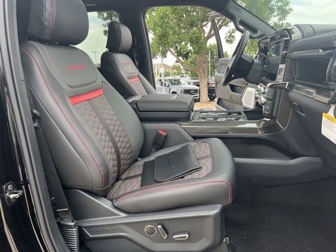 New 2025 Ford F150 Lariat w/ Equipment Group 502A High image 32