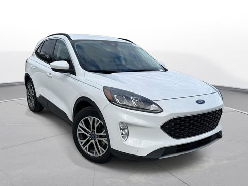 Used 2022 Ford Escape SEL w/ Technology Package image 4