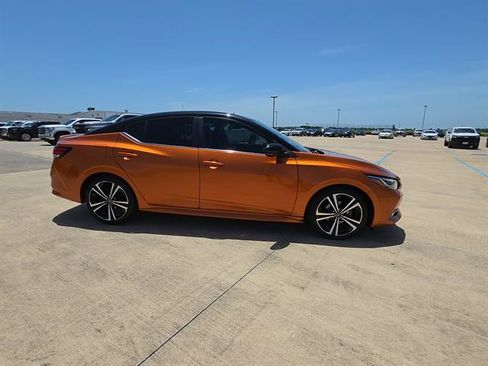 Used 2021 Nissan Sentra SR w/ SR Premium Package FWD image 6