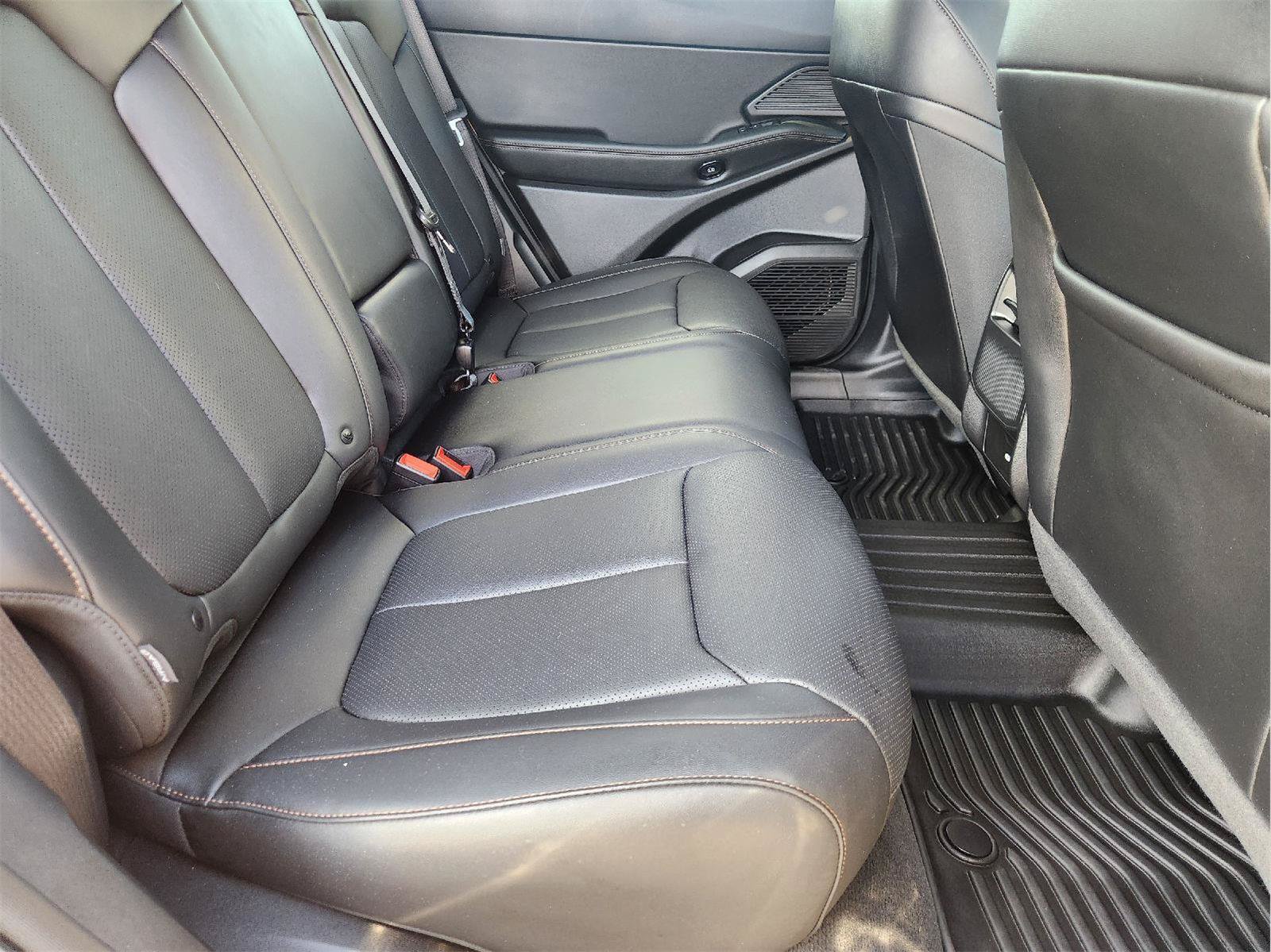 Used 2026 Jeep Cherokee Limited AWD/4WD image 30