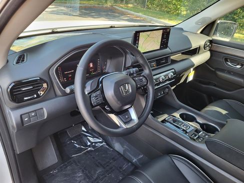 New 2026 Honda Pilot Elite image 10